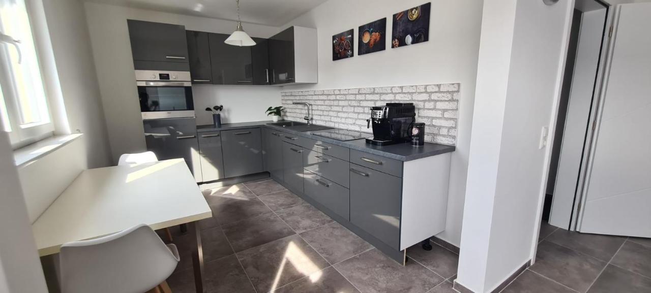 Ferienwohnung Quiet House - 10 Min Away From Cologne Bergisch Gladbach Exterior foto