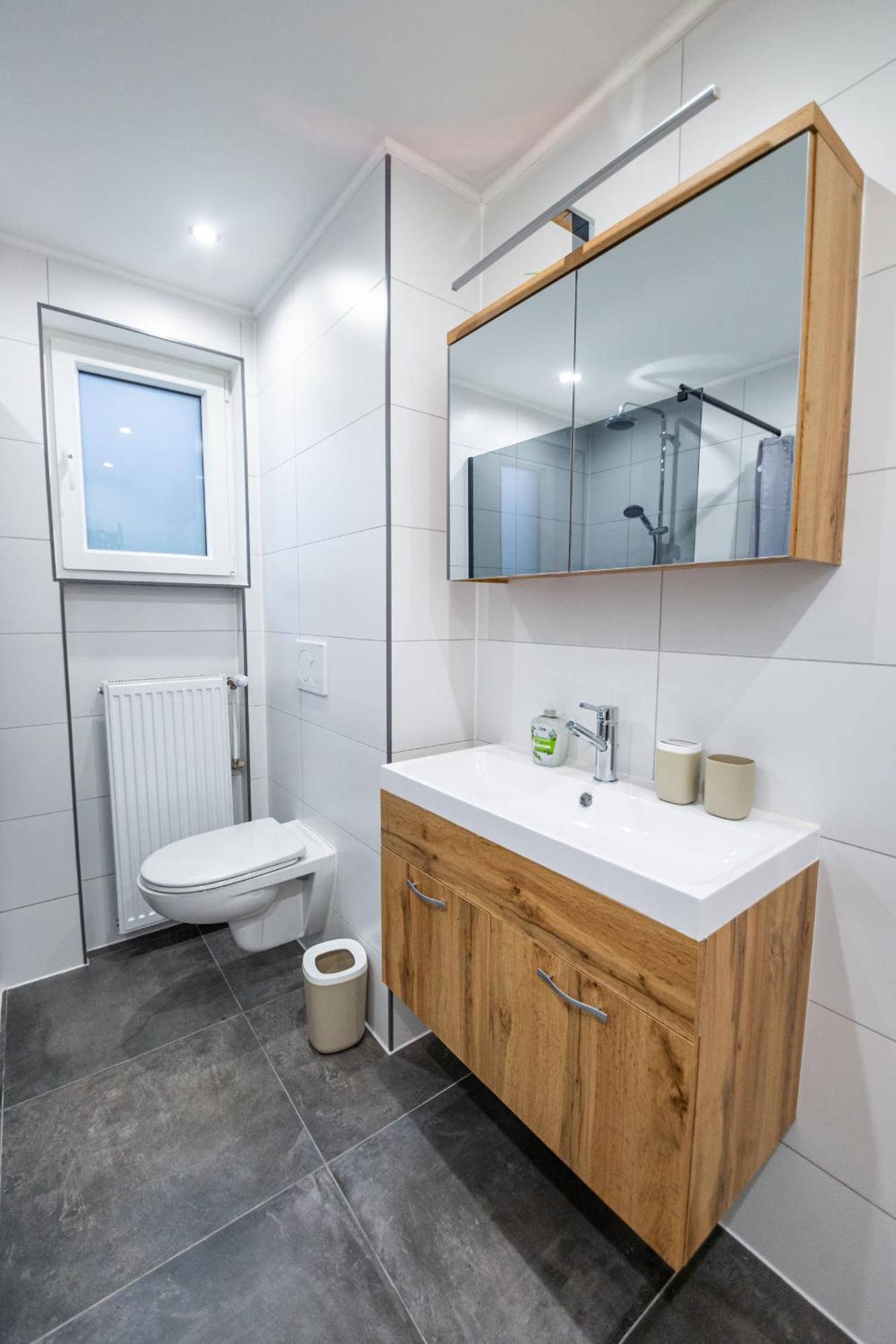 Ferienwohnung Quiet House - 10 Min Away From Cologne Bergisch Gladbach Exterior foto