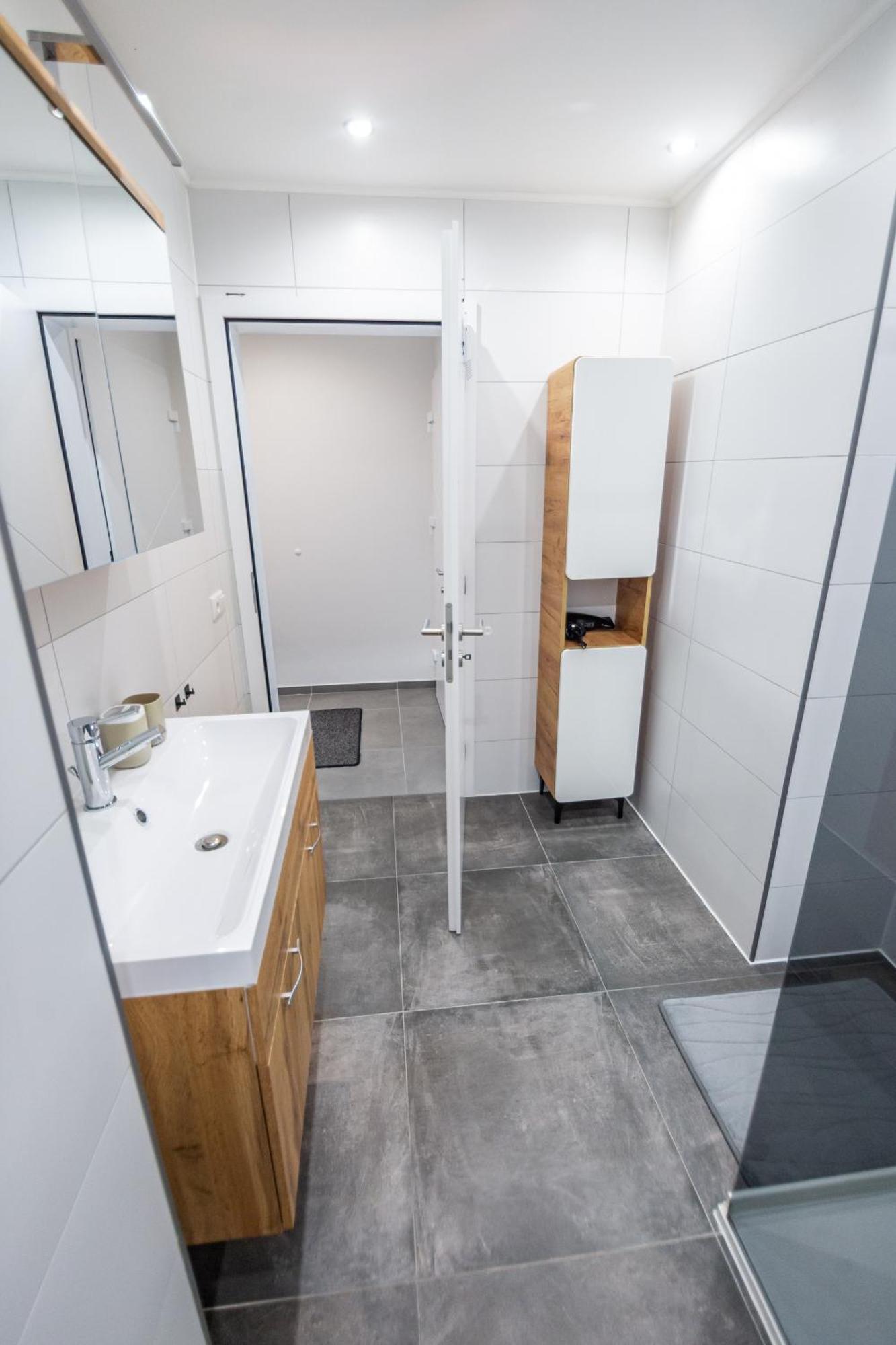 Ferienwohnung Quiet House - 10 Min Away From Cologne Bergisch Gladbach Exterior foto
